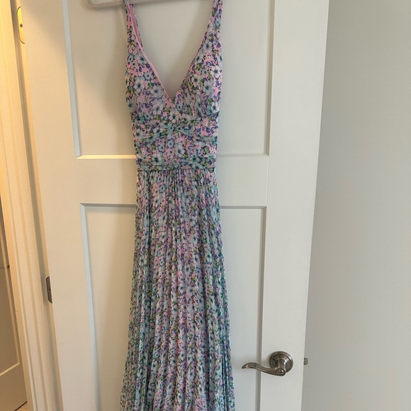 Laundry Midi - Picture 1 of 2